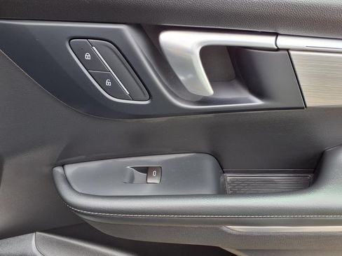 Used 2026 Buick Enclave Preferred FWD image 25