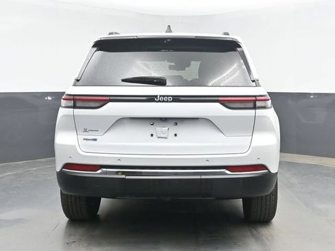 Used 2022 Jeep Grand Cherokee Limited 4xe w/ Luxury Tech Group II AWD/4WD image 9