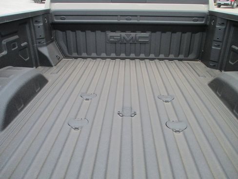 New 2026 GMC Sierra 2500 AT4 w/ AT4 Premium Plus Package image 6