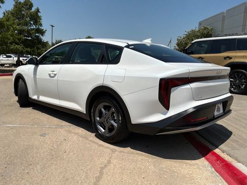 Used 2025 Kia K4 FWD image 8