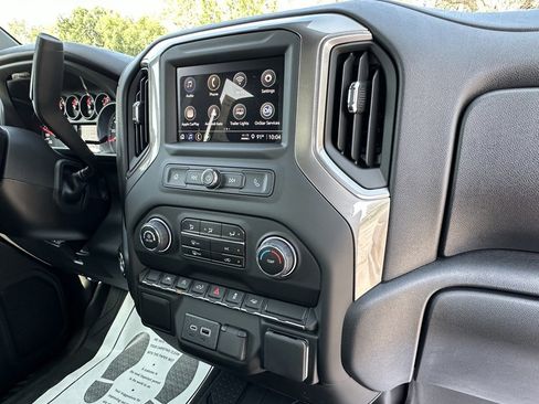 New 2025 Chevrolet Silverado 1500 Custom image 14