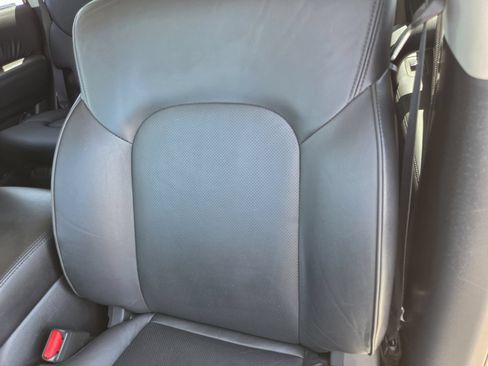 Used 2021 Nissan Armada SL w/ Captain's Chairs Package RWD image 16