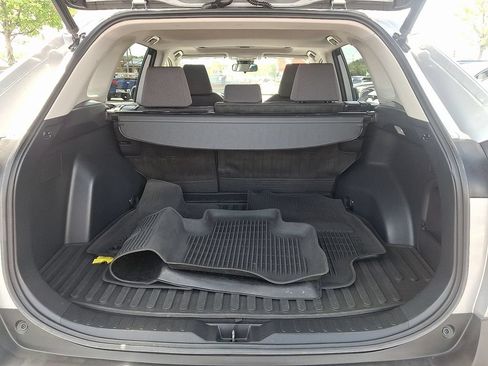 Certified 2021 Toyota RAV4 XLE w/ Convenience Package AWD/4WD image 31