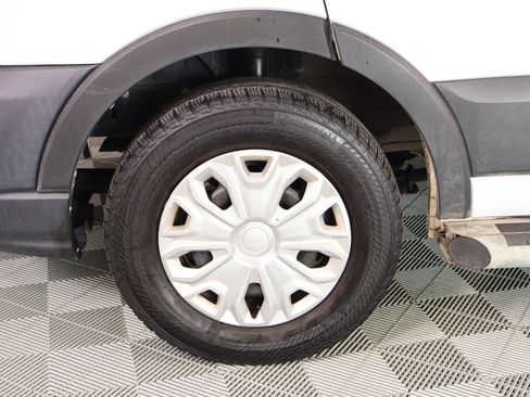 Used 2022 Ford Transit 250 Low Roof w/ Exterior Upgrade Package RWD image 15