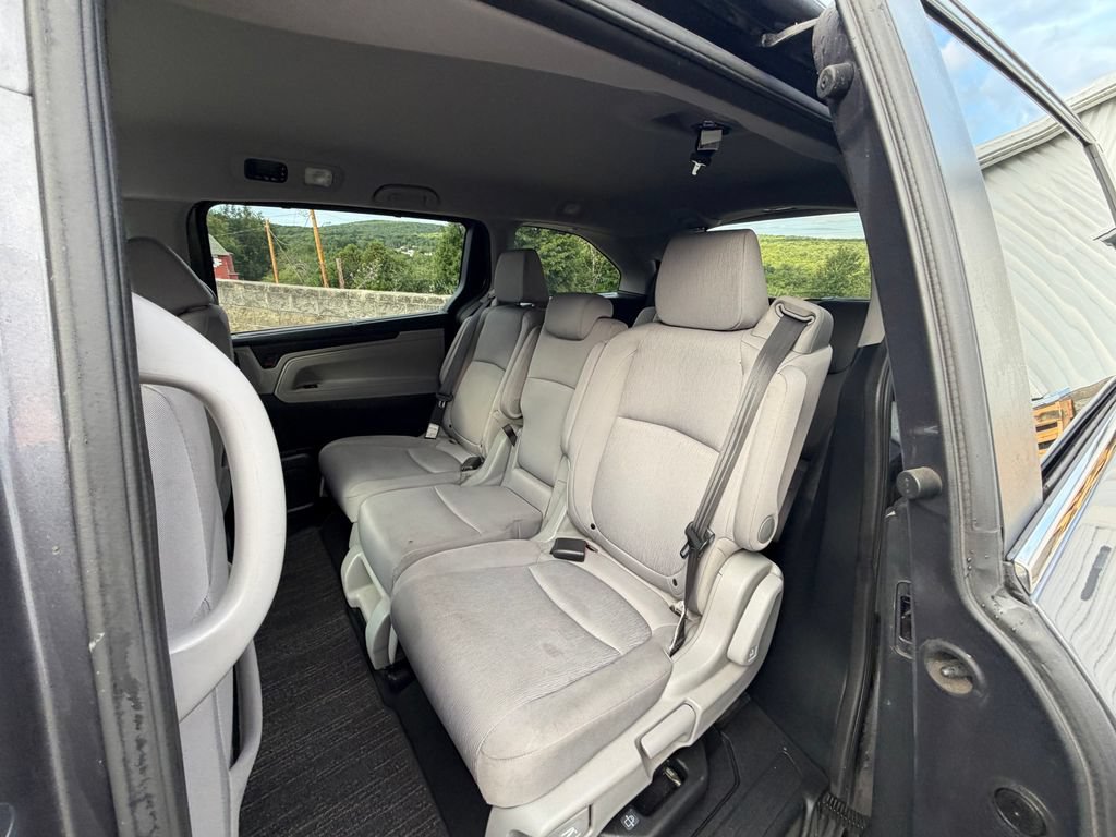 Used 2022 Honda Odyssey EX image 10