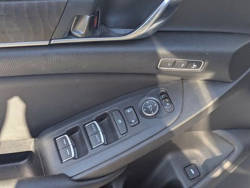 Used 2019 Honda Accord Touring image 27