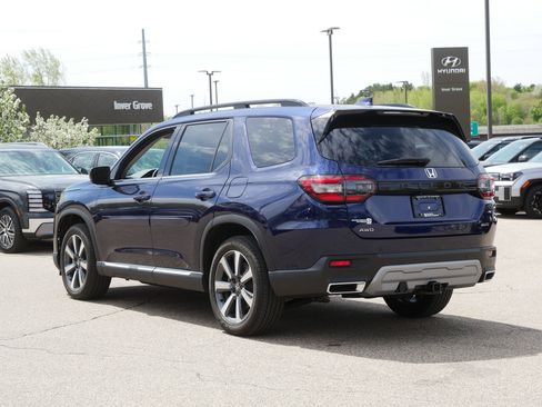 Used 2023 Honda Pilot Elite image 8