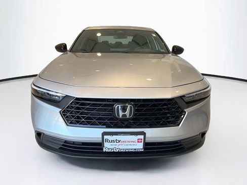 Used 2023 Honda Accord Sport image 2