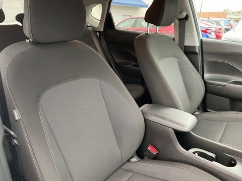 Used 2024 Hyundai Kona SEL image 11