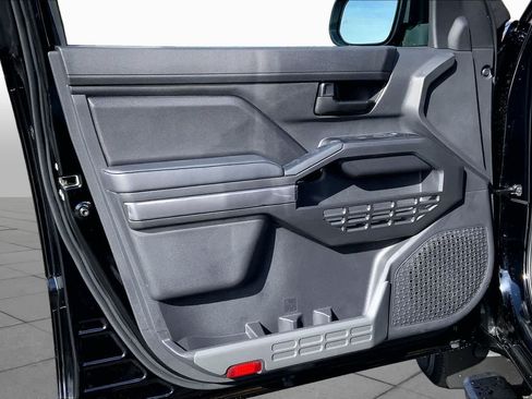 New 2026 Toyota Tacoma SR5 AWD/4WD image 10
