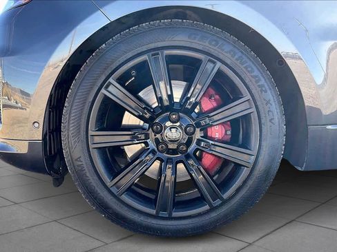 Used 2019 Land Rover Range Rover Sport HSE Dynamic image 11