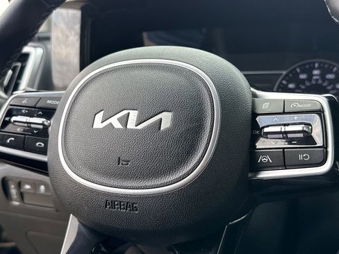 Used 2022 Kia Sorento S AWD/4WD image 29