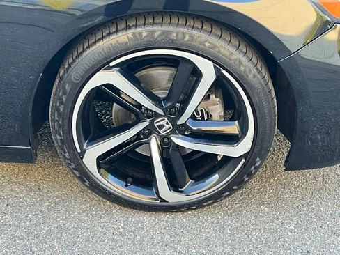 Used 2019 Honda Accord Sport image 28
