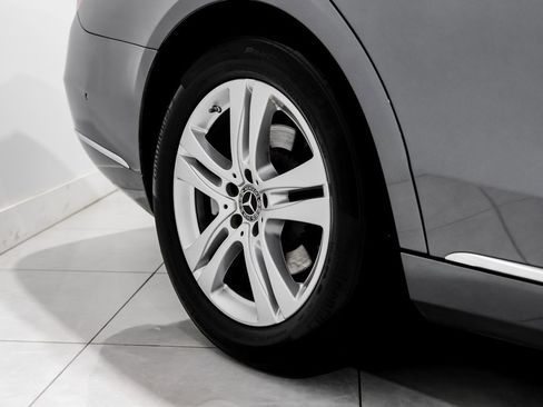 Used 2019 Mercedes-Benz S 560 4MATIC Sedan image 58