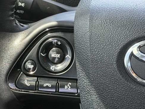 Used 2019 Toyota Prius Limited FWD image 12