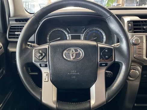 Certified 2019 Toyota 4Runner SR5 Premium AWD/4WD image 17