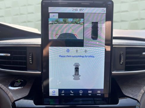 Used 2021 Ford Explorer Platinum w/ Equipment Group 601A image 39