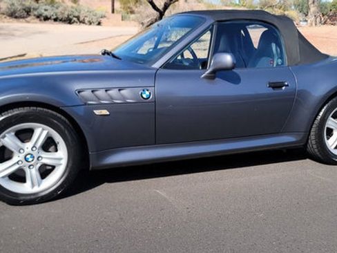 Used 2000 BMW Z3 2.5i image 39