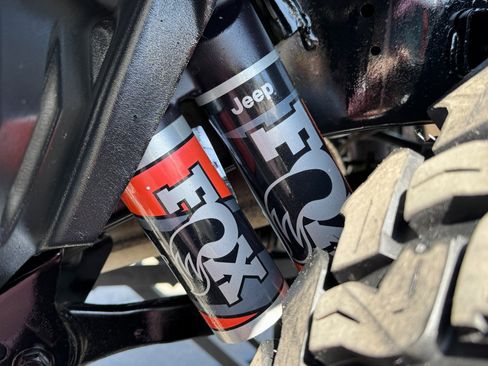 Used 2021 Jeep Gladiator Mojave w/ Uconnect 4C Nav & Sound Group image 12