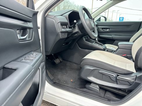 Certified 2024 Honda CR-V LX image 7