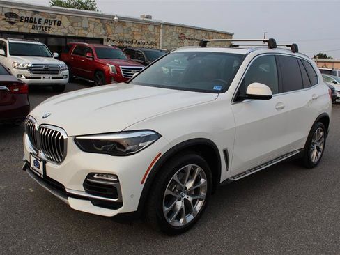 Used 2021 BMW X5 xDrive40i w/ Premium Package AWD/4WD image 3