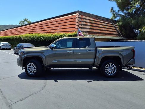 Certified 2025 Toyota Tacoma Limited AWD/4WD image 3