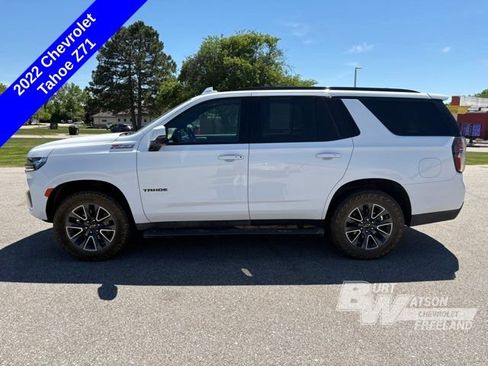 Used 2022 Chevrolet Tahoe Z71 w/ Luxury Package AWD/4WD image 3