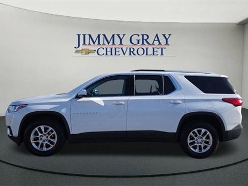 Used 2018 Chevrolet Traverse LT image 6