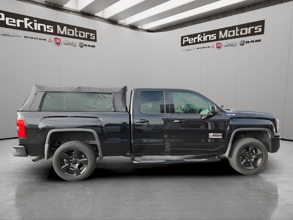Used 2017 GMC Sierra 1500 SLE w/ Elevation Edition AWD/4WD image 6