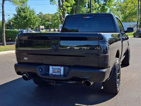Used 2019 RAM 1500 Express w/ Express Value Package AWD/4WD image 2