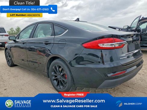 Used 2020 Ford Fusion SE FWD image 3