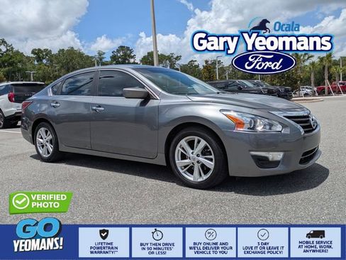 Used 2014 Nissan Altima 2.5 SV FWD image 1