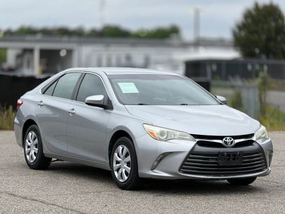 Used 2016 Toyota Camry LE