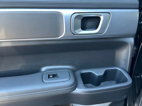 Used 2025 Hyundai Santa Fe SEL image 22