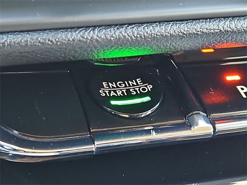 Used 2023 Lincoln Corsair Standard 4D Sport Utility image 22