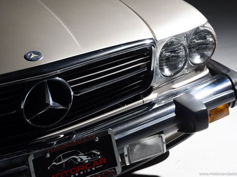 Used 1988 Mercedes-Benz 560 SL image 32