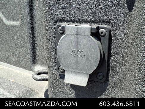 Used 2024 GMC Sierra 2500 Denali w/ Denali Reserve Package image 8