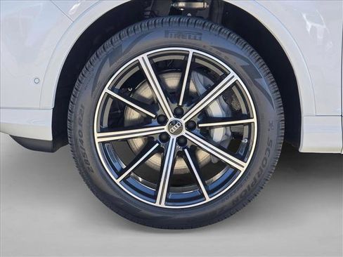New 2026 Audi Q7 2.0T Premium Plus image 9