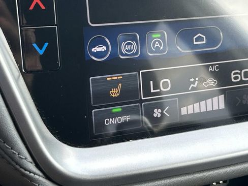 Used 2023 Subaru Outback Premium AWD/4WD image 32