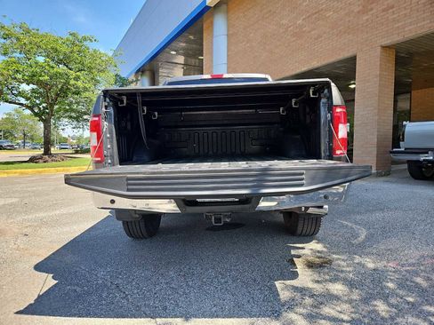 Used 2020 Ford F150 XLT w/ Equipment Group 302A Luxury AWD/4WD image 34