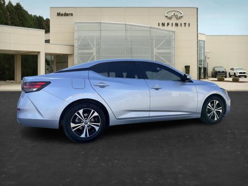 Used 2021 Nissan Sentra SV image 5