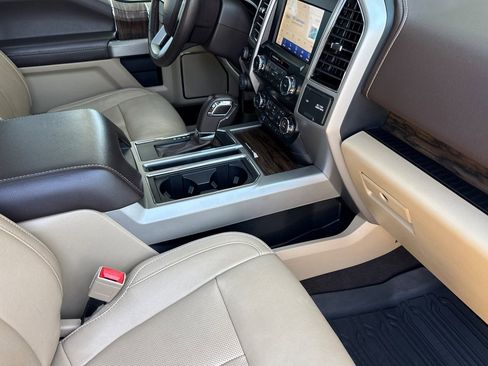 Used 2019 Ford F150 Lariat AWD/4WD image 16