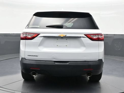 Used 2019 Chevrolet Traverse LS FWD image 4