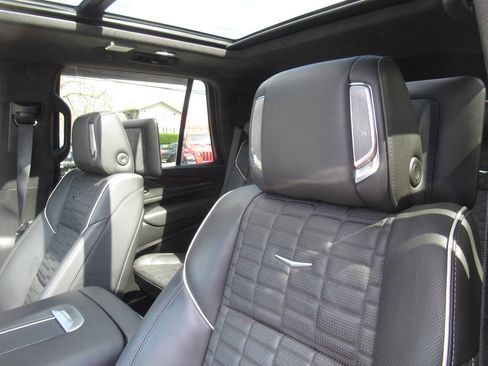 Used 2024 Cadillac Escalade Sport Platinum w/ LPO, Floor Liner Package image 35