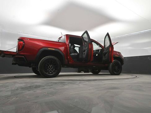 New 2026 GMC Canyon Elevation w/ Convenience Package image 45