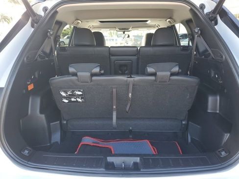 Used 2024 Mitsubishi Outlander SE image 5