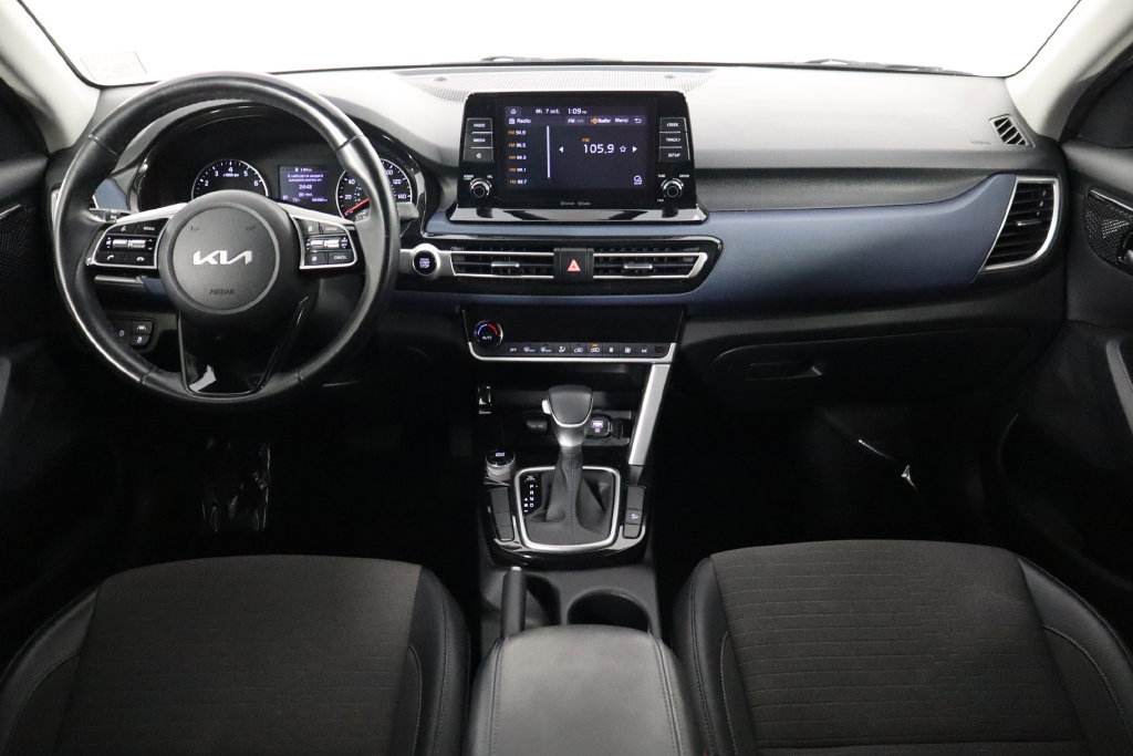 Used 2023 Kia Seltos S FWD image 13