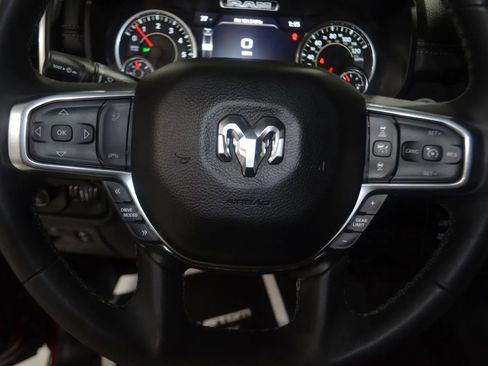 Used 2025 RAM 1500 Laramie AWD/4WD image 32