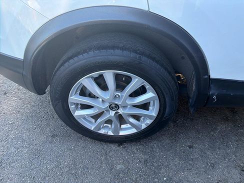 Used 2020 Nissan Rogue Sport SV w/ Technology Package image 5