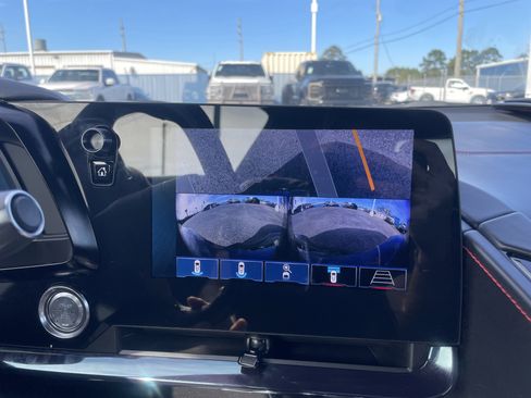Used 2025 Chevrolet Corvette Z06 image 25